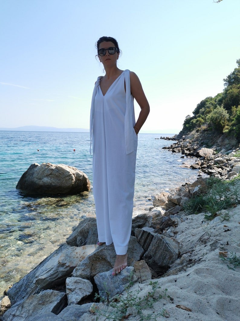 white linen jumpsuit, linen jumpsuit, oversized linen jumpsuit, edgy jumpsuit, sleeveless linen jumpsuit, white summer jumpsuit, white