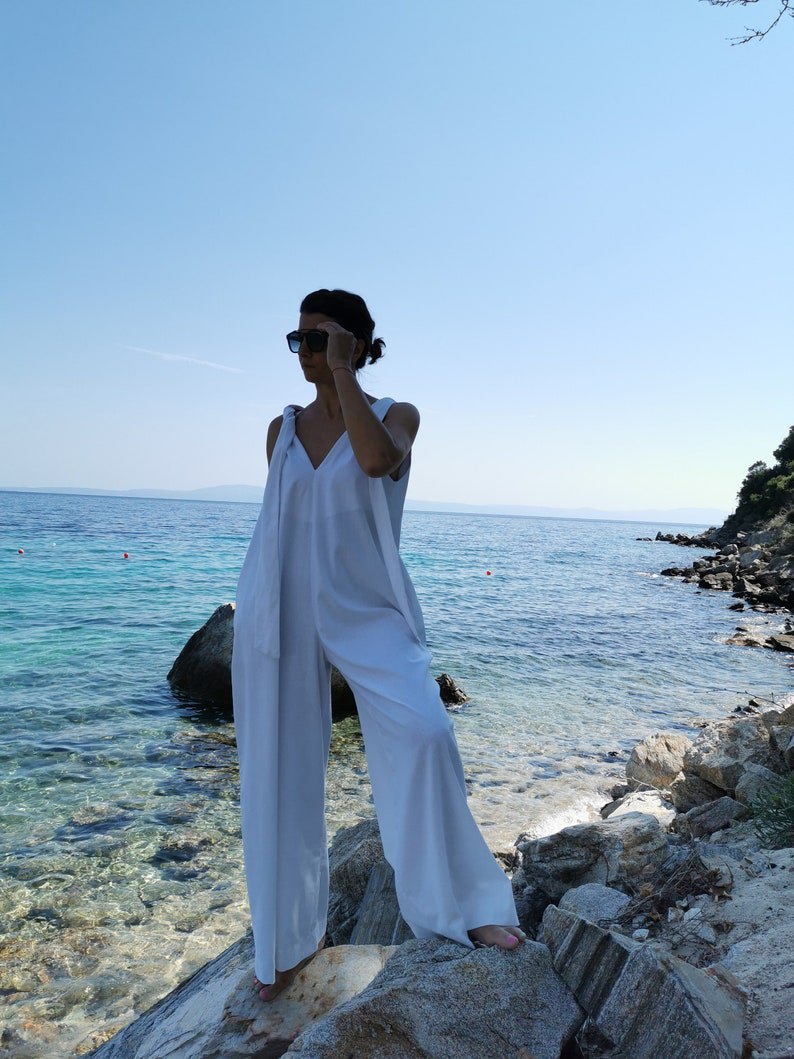 white linen jumpsuit, linen jumpsuit, oversized linen jumpsuit, edgy jumpsuit, sleeveless linen jumpsuit, white summer jumpsuit, white